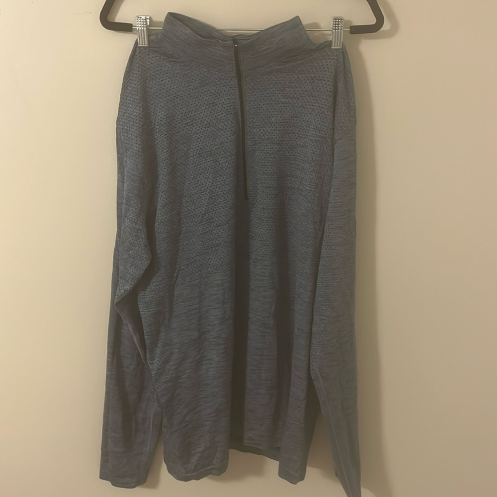 Lululemon Men’s quarter zip